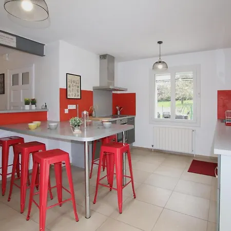 Beautiful In With Kitchen *