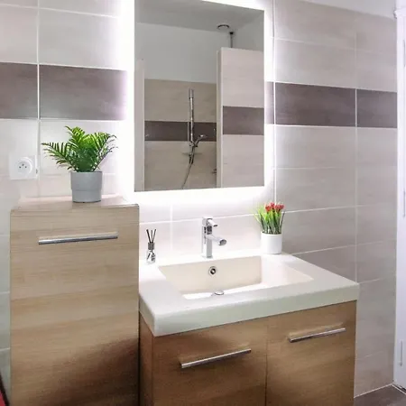Beautiful In With Kitchen *